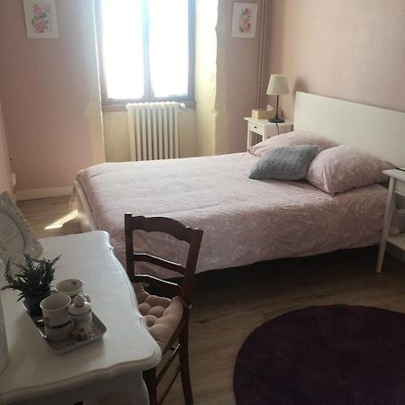 Auberge A La Vieille Cure Arandas 外观 照片